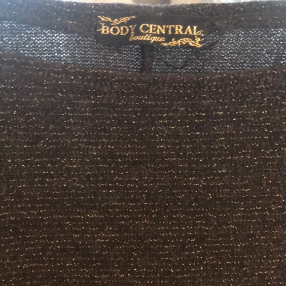 Top - Picture 3 of 3